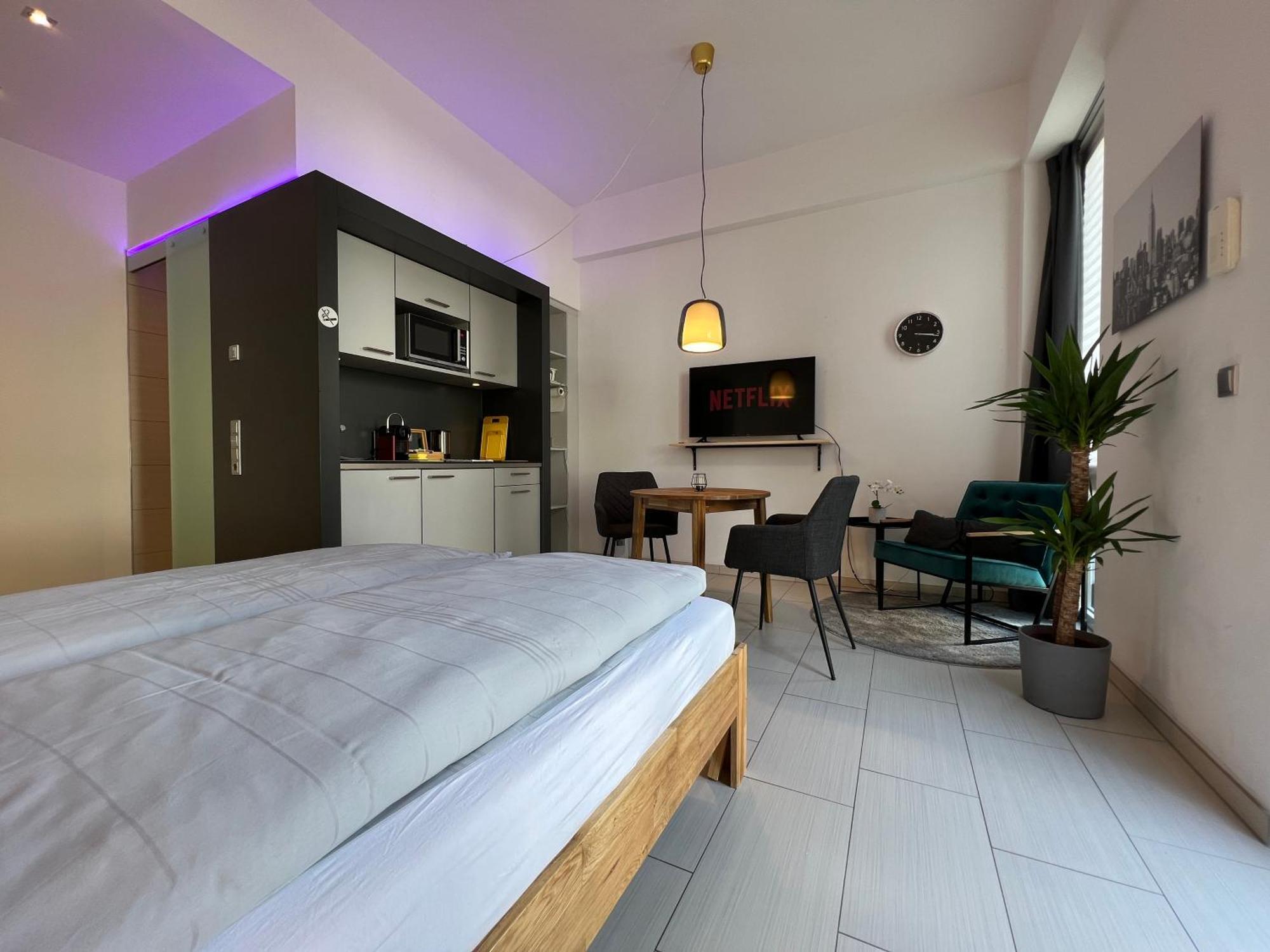 The East By Rabe - Netflix & Coffee & Parkplatz Apartment